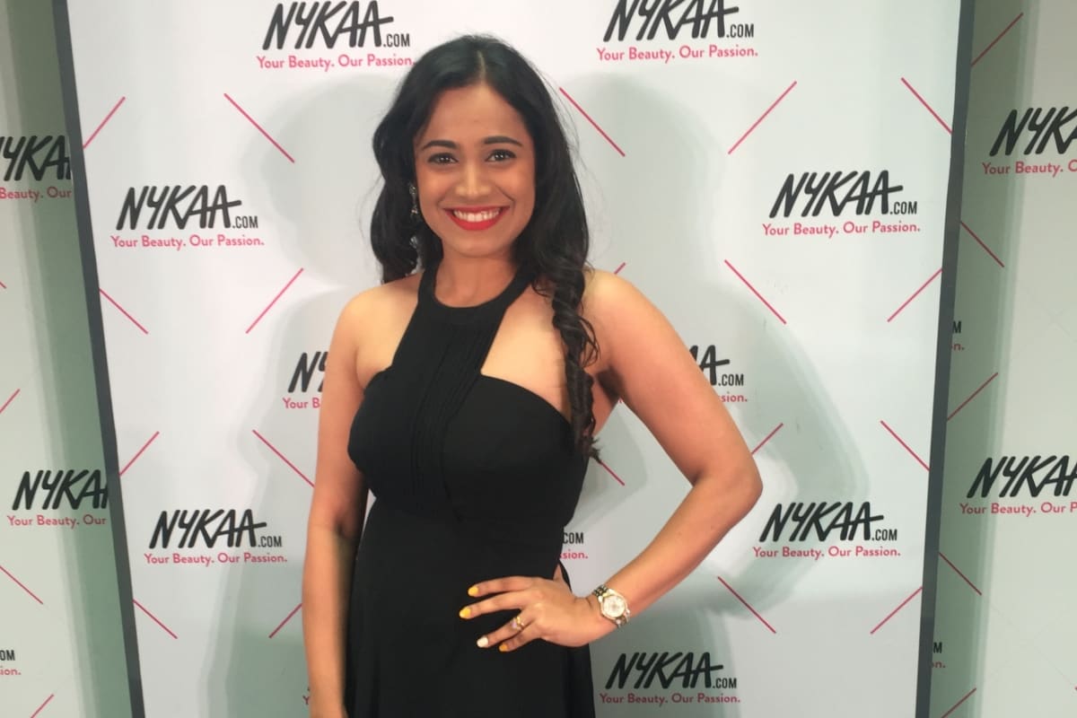 Anchor Reena Dsouza hosts Nykaa.com first ever beauty bar in Bangalore