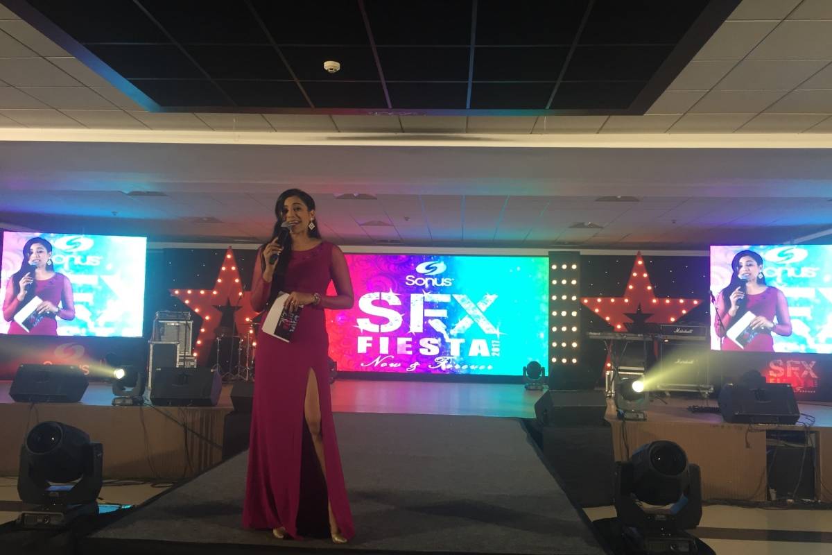 Emcee Reena Dsouza anchors Sonus SFX Fiesta 2017