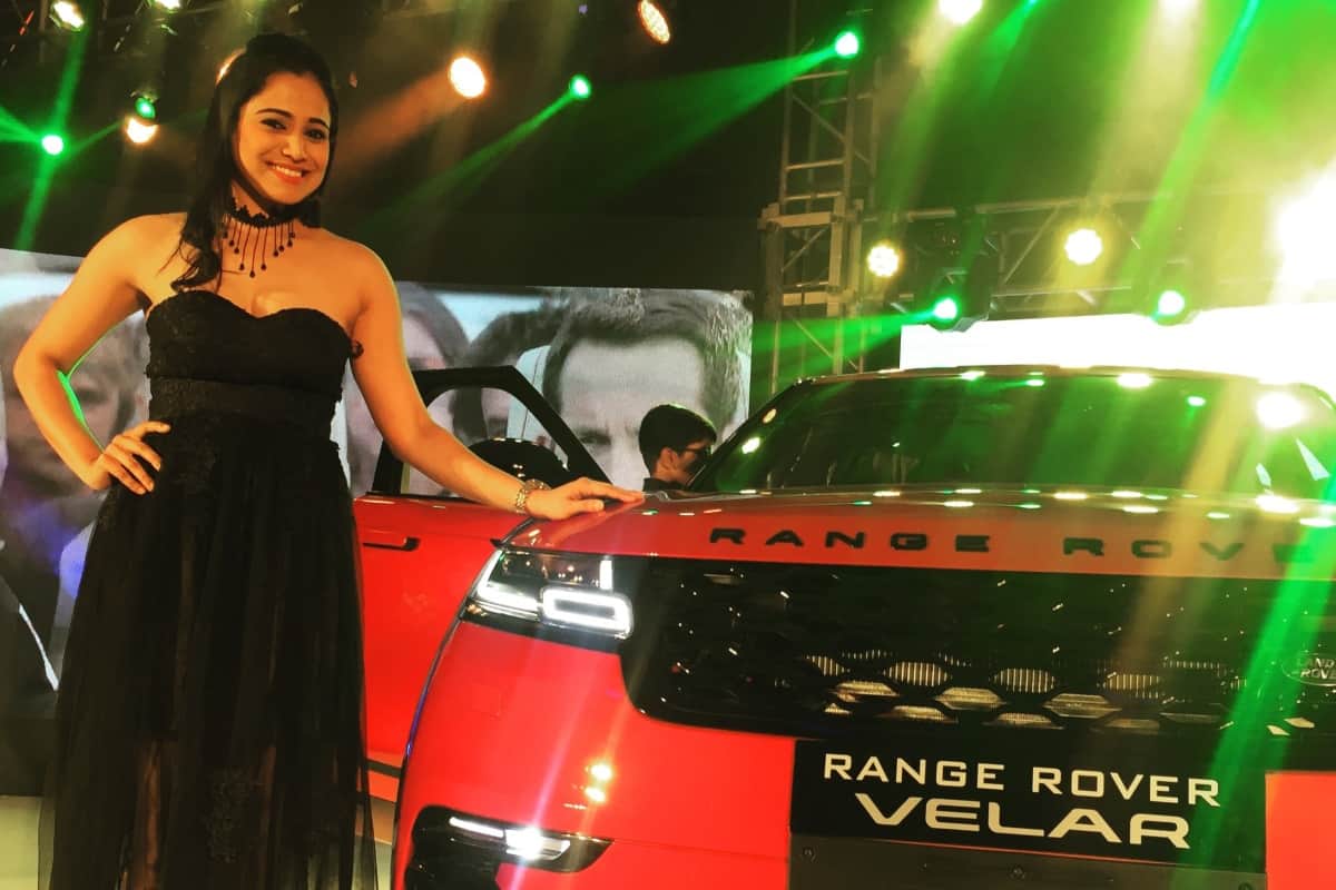 Anchor Reena Dsouza hosts the launch of Range Rover Velar in Bangalore
