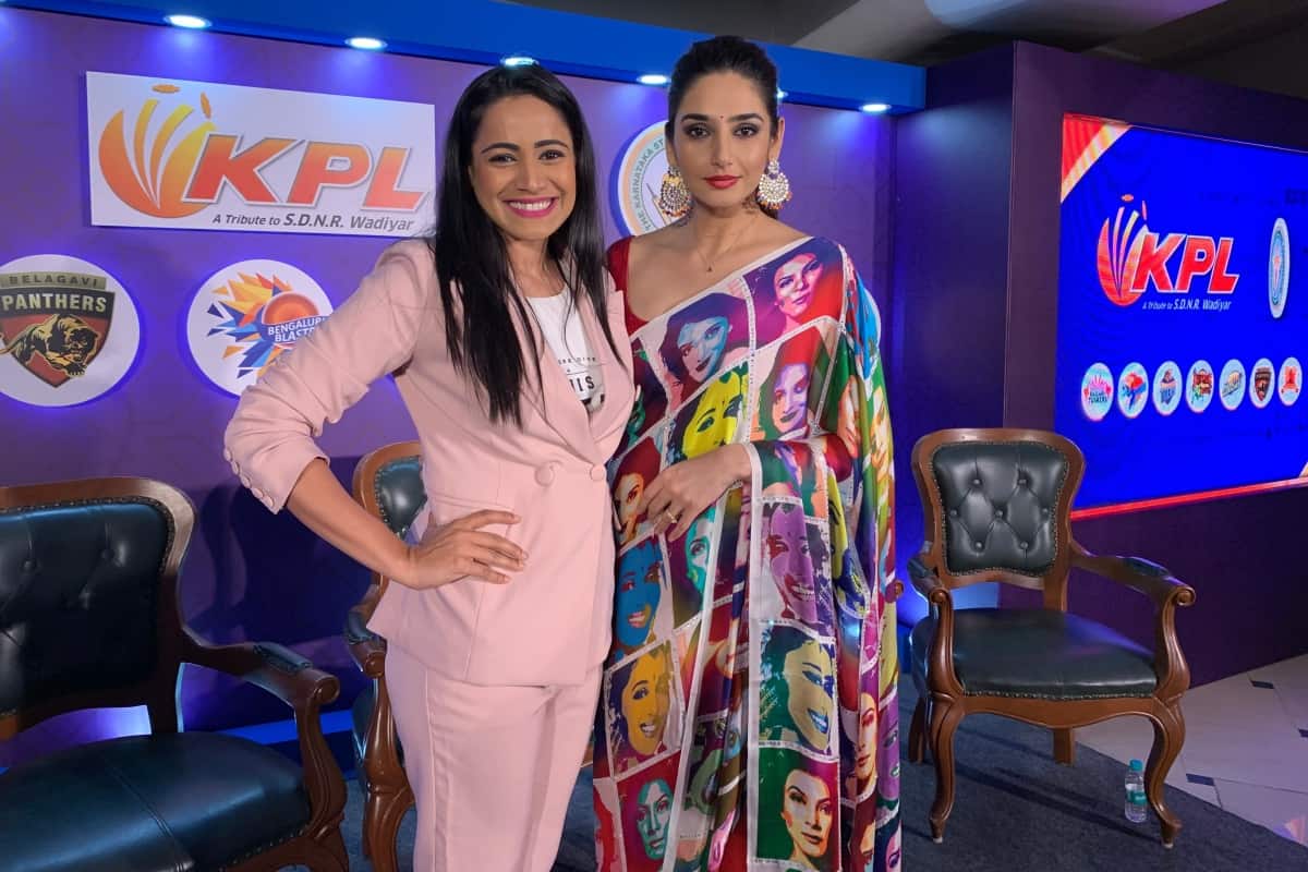 Emcee Anchor Moderator Reena Dsouza hosts KPL Press Conference 2019